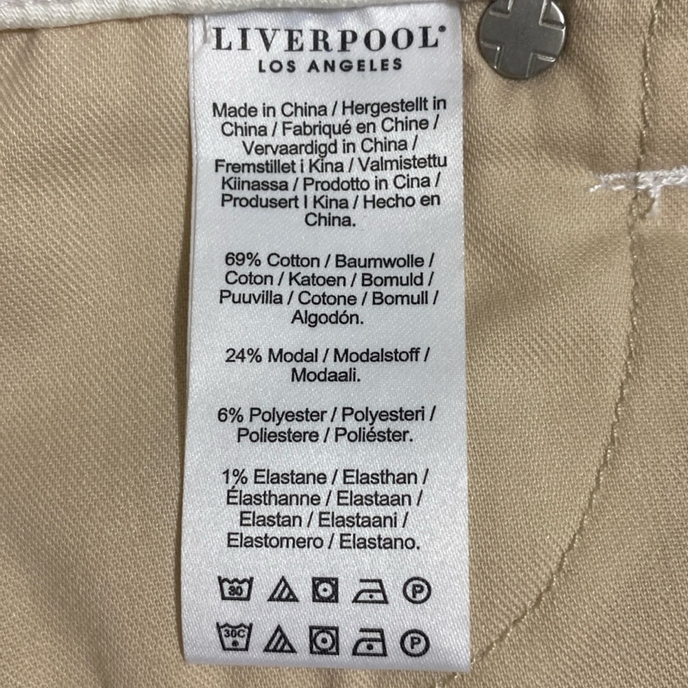 LIVERPOOL Charlie Crop Skinny Cuffed White Jean Pants Women's Size 6/28 - Picture 9 of 11